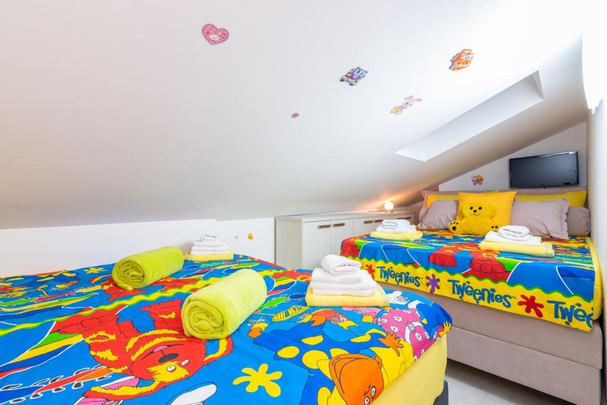 Apartments Cro Adria Stay メドゥリン エクステリア 写真